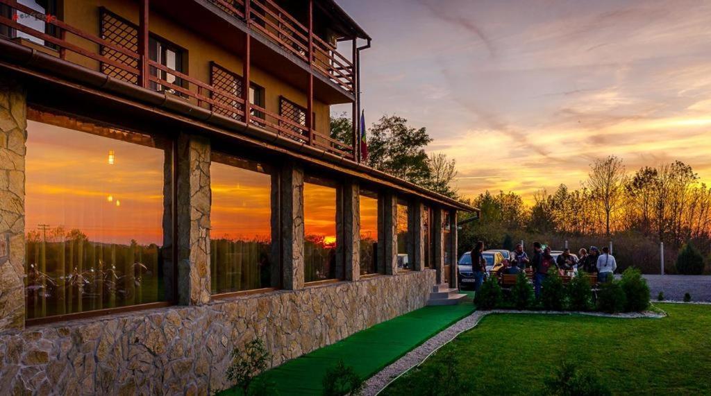 Hanul Lui Bogdan Economy Inn Faget  Luaran gambar
